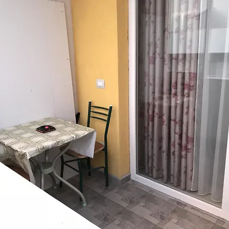 Shengjin Apartamente Apartmán *